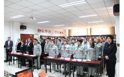 揚帆起航正當(dāng)時、乘風(fēng)破浪再出發(fā)